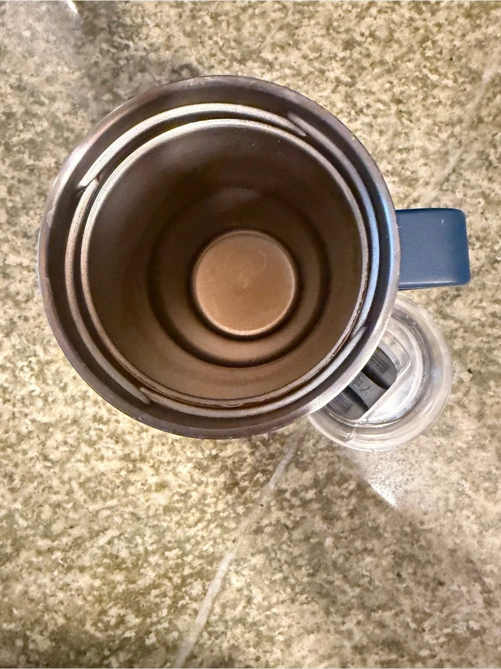 Yeti Rambler 20oz Travel Mug with extra Stronghold Lid